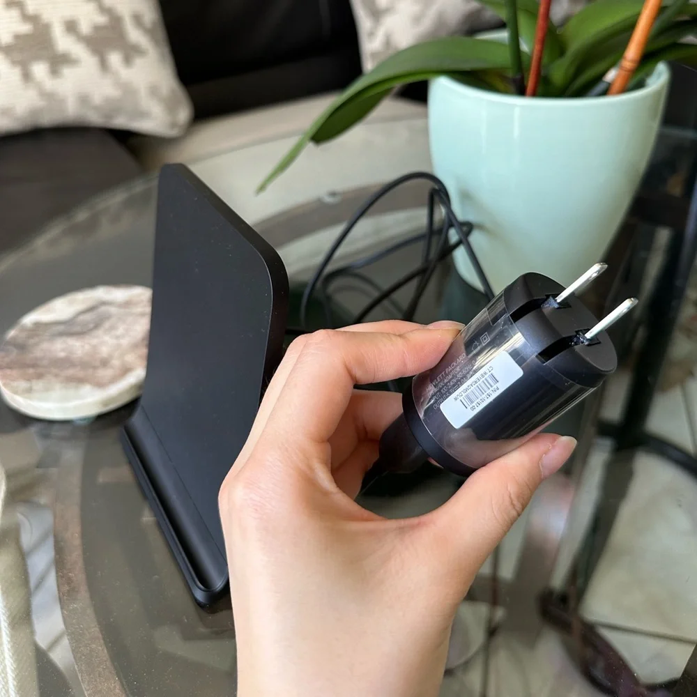 HP touchtstone charging dock for touchpad